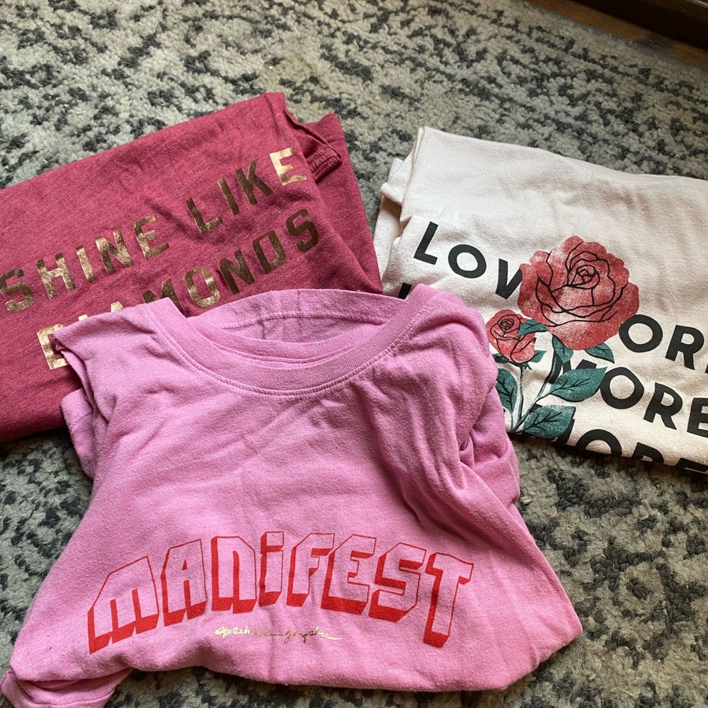 Three pack spiritual gangster shirts all xs